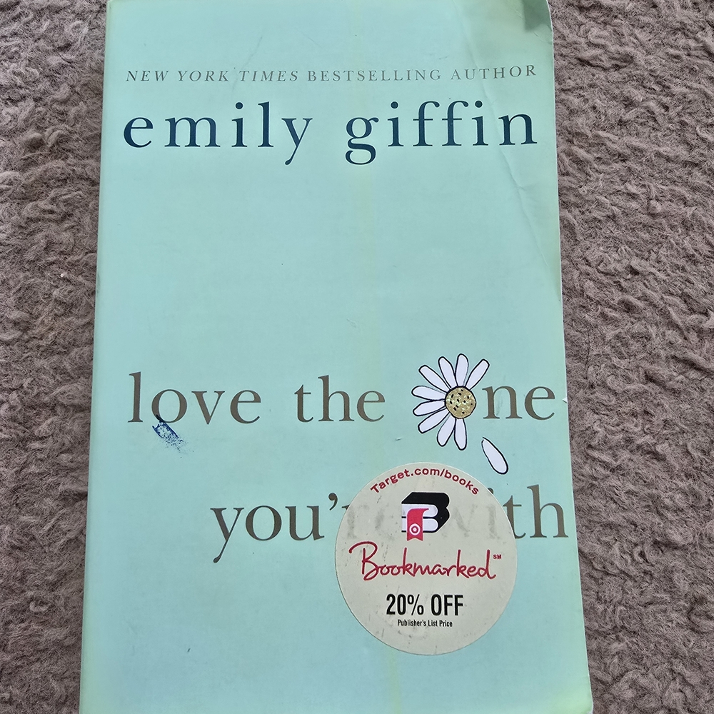 4/$15 Emily Giffin Book - Love the One You're With